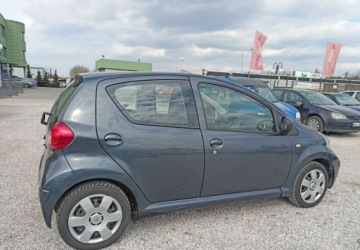 Toyota Aygo I Hatchback 3d 1.0 VVT-i 68KM 2007 Toyota Aygo Toyota Aygo Benzyna 68KM, zdjęcie 3