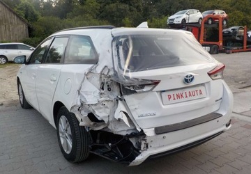 Toyota Auris II 2017 Toyota Auris Okazja 1.8 Hybryda 98KM, zdjęcie 8
