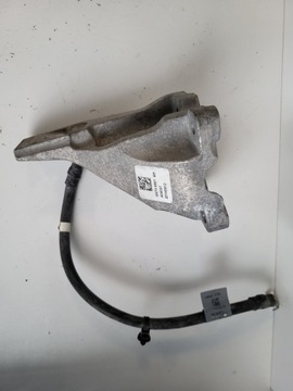 UCHYCENÍ MOTORU JAGUAR GX73-6061-BB