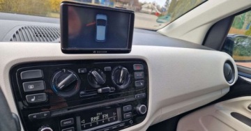 Volkswagen up! Hatchback 5d 1.0 MPI 75KM 2012 Volkswagen up Volkswagen up 1.0 high Benzyna 75KM, zdjęcie 11