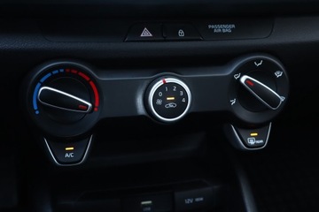 Kia Rio IV Hatchback 5d Facelifting 1.0 T-GDI 100KM 2021 Kia Rio 1.0 T-GDI, Salon Polska, 1. Właściciel, zdjęcie 14