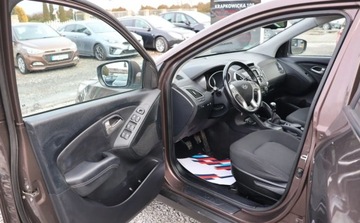 Hyundai ix35 SUV 1.6 GDI 135KM 2013 Hyundai ix35 Grzane fotele, Tempomat, Czujniki parkowania , Niski Przebieg., zdjęcie 7