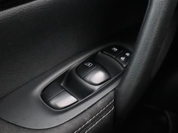 Nissan Qashqai II Crossover 1.2 DIG-T 115KM 2016 Nissan Qashqai 1.2 DIG-T, Salon Polska, zdjęcie 17