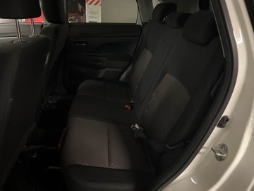 Mitsubishi ASX I SUV Facelifting 2016 1.6 117KM 2018 Mitsubishi ASX 1,6 MIVEC Edition+ . Idealny na miasto i trasy . OKAZJA !!!, zdjęcie 14