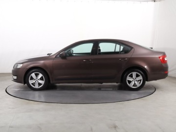 Skoda Octavia III Liftback 2.0 TDI 150KM 2016 Skoda Octavia 2.0 TDI, Salon Polska, VAT 23%, zdjęcie 2