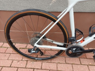 Велосипед CANYON ENDURACE CF SL 8, размер M шоссейный велосипед SRAM RIVAL