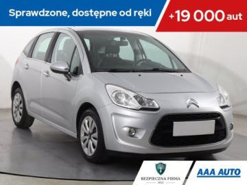 Citroen C3 II Hatchback 1.0 VTi 68KM 2013 Citroen C3 1.0 VTi, Klima, Tempomat, Parktronic