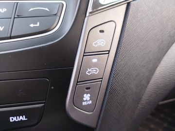 Hyundai Grand Santa Fe SUV 2.2 CRDi 197KM 2015 HYUNDAI GRAND SANTA FÉ 2.2 CRDi 197KM, 7 Miejsc, 4x4, Bogate wyposażenie, zdjęcie 13