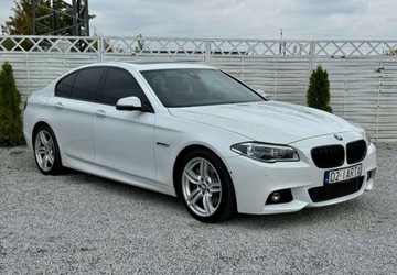 BMW Seria 5 F10-F11 Limuzyna Facelifting 550i 450KM 2014 BMW Seria 5 BMW Seria 5 550i Luxury Line 4.4 Benzyna 450KM, zdjęcie 3