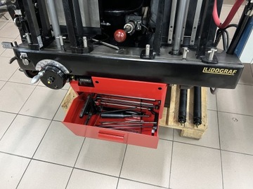 Гейдельберг Тигель Хакро, ювелир высокой печати