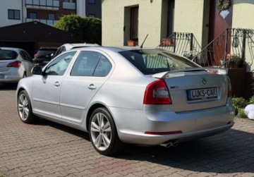 Skoda Octavia II Hatchback Facelifting 2.0 TFSI 200KM 2013 Skoda Octavia RS 2.0 200KM Unikat Xenon Climatronic Serwis Bezwypadkowy, zdjęcie 4