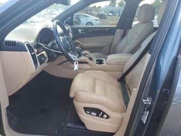 Porsche Cayenne III 2020 Porsche Cayenne 2020, 3.0L, 4x4, porysowany lakier 3.0 Benzyna 335KM, zdjęcie 7