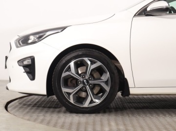 Kia Ceed III Kombi 1.4 T-GDi 140KM 2018 Kia Ceed 1.4 T-GDI, Salon Polska, Serwis ASO, zdjęcie 14