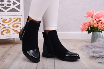 ЧЕРНЫЕ ЖЕНСКИЕ БОТИНКИ, Элегантные туфли на плоской подошве