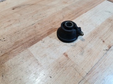 ВИНТ СПИДОМЕТРА PEUGEOT ELYSEO 125 50