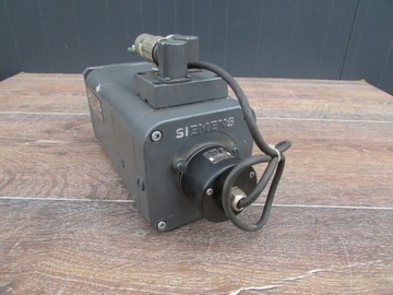 Серводвигатель SIEMENS 1FT5062-0AG71-1-Z ROD 426