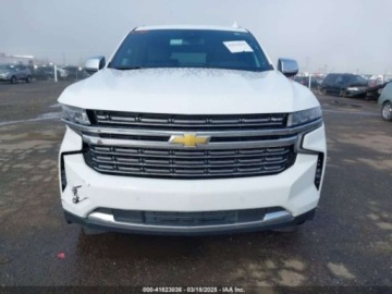 Chevrolet Suburban GMT900 2023 Chevrolet Suburban 2023r., 4x4, 5.3L 5.3 Benzyna 355KM, zdjęcie 6