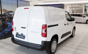 Toyota 2022 Toyota Proace City City 1.5 D-4D Standard 2,3t Active 1.5 Diesel 102KM, zdjęcie 9