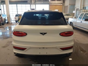 Bentley Bentayga 2021 Bentley Bentayga 2021 4.0l 4.0 Benzyna 542KM, zdjęcie 3