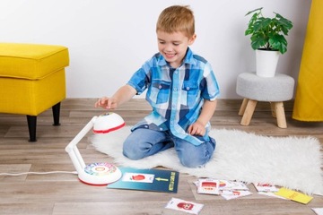 LAMPKA EDUKACYJNA HI-TECH UCZY PL GRA Lisciani RGB
