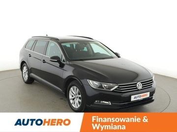 Volkswagen Passat B8 Variant 1.4 TSI BlueMotion Technology ACT 150KM 2016 Volkswagen Passat klima auto navi grzane fotele, zdjęcie 9
