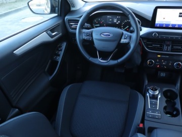 Ford Focus IV Hatchback 1.5 EcoBlue 120KM 2021 Ford Focus 1.5 EcoBlue, Salon Polska, zdjęcie 6