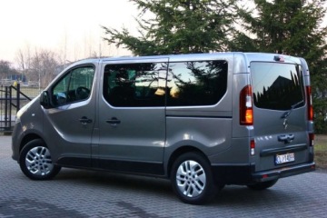 Renault Trafic III 2020 Renault Trafic 2.0 DCI 145KM 8 Osobowy SkoryNaviKamera Cofania,AlusLampa l, zdjęcie 5