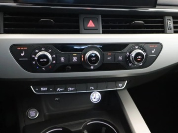 Audi A4 B9 Avant Facelifting 2.0 40 TFSI 190KM 2020 Audi A4 40 TFSI, Automat, Klima, Klimatronic, zdjęcie 18