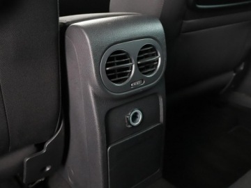 Volkswagen Tiguan I SUV Facelifting 1.4 TSI BlueMotion Technology 125KM 2015 Volkswagen Tiguan klima auto czujniki parkowania, zdjęcie 28