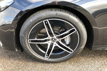 Mercedes Klasa E W214 Sedan 2.0 220d 197KM 2024 E Klasa 220 d 4-Matic AMG 2.0 (197KM) 2024, zdjęcie 12