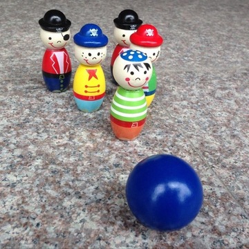 Красочный набор для боулинга Mini Wood Family Kids.