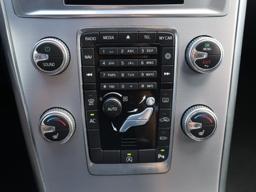 Volvo XC60 I SUV Facelifting 2.0 D3 DRIVE-E 150KM 2016 Volvo XC60 D3, Salon Polska, Serwis ASO, Automat, zdjęcie 11