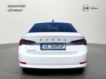 Skoda Octavia IV Liftback 1.5 TSI EVO 150KM 2021 Skoda Octavia 1,5 TSI 150KM Ambition Krajowy Serwisowany w ASO I Wlascicie, zdjęcie 6