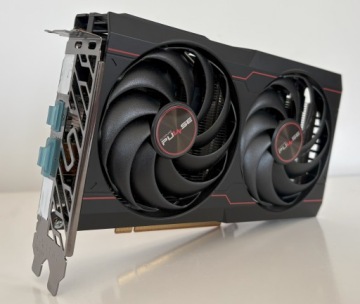 Графическая карта SAPPHIRE Radeon RX 6600 Pulse 8 ГБ