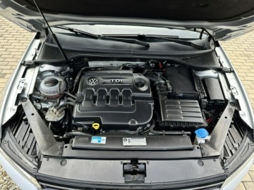 Volkswagen Passat B8 Variant 2.0 TDI BlueMotion SCR 150KM 2016 Volkswagen Passat Variant 8xALU, Ele.fotele, ACC, zdjęcie 32