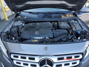 Mercedes GLA I 2019 Mercedes-Benz GLA 2019 r.2,0L 250 2.0 Benzyna 208KM, zdjęcie 10