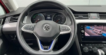 Volkswagen Passat B8 2020 Volkswagen Passat DSG PlugIn LED Webasto Bezwypadkowy Piekny kolor Faktu, zdjęcie 26