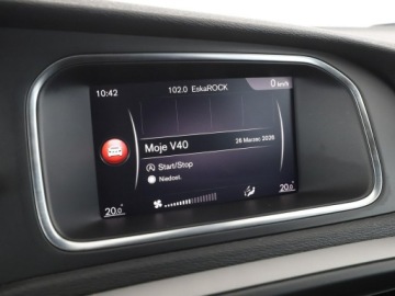 Volvo V40 II Hatchback Facelifting 2.0 D2 120KM 2018 Volvo V40 2.0D Niski przebieg Navi Czujniki, zdjęcie 24