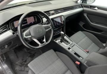 Volkswagen Passat B8 Variant Facelifting 2.0 TDI SCR 200KM 2020 Volkswagen Passat 200 km, Virtual, Hak, LED Matrix, ergoComfort ACC, GPS,, zdjęcie 6