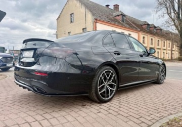 Mercedes Klasa E W213 Limuzyna Facelifting 2.0 E220d 194KM 2021 Mercedes-Benz Klasa E 2.0Cdi AMG Full Led 57.000 km 2.0 Diesel 194KM, zdjęcie 27