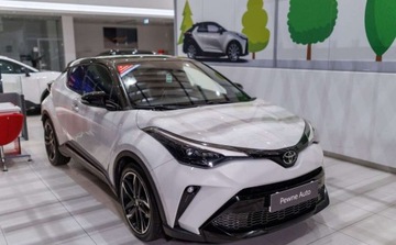 Toyota C-HR I Crossover Facelifting 2.0 Hybrid Dynamic Force 184KM 2023 Toyota C-HR 2.0 Hybrid GR Sport 2.0 Hybryda 184KM, zdjęcie 2