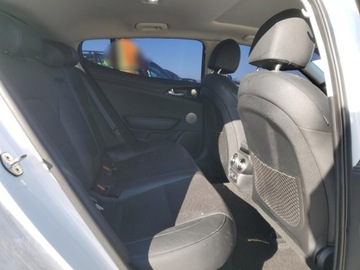 Kia Stinger Liftback 2.0 T-GDI 255KM 2018 Kia Stinger Premium 2018 2.0l 2.0 Benzyna 255KM, zdjęcie 10