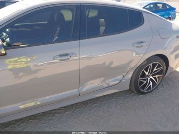 Kia Stinger 2022 Kia Stinger 2022 Kia Stinger GT-Line RWD 2.5 Benzyna 300KM, zdjęcie 3