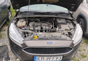 Ford Focus III Sedan Facelifting 1.6 Ti-VCT 105KM 2017 Ford Focus 112017 SALON POLSKA. 1.6 B. Lekko przetarty lewy bok. Jezdzi. V, zdjęcie 4