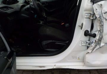 Peugeot 208 I Hatchback 5d Facelifting 1.6 BlueHDi 75KM 2017 Peugeot 208 Diesel Okazja 1.6 Diesel 75KM, zdjęcie 8