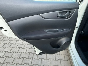 Nissan Qashqai II Crossover 1.2 DIG-T 115KM 2015 Nissan Qashqai 1.2 t-dig, Led, Tempomat, zdjęcie 13