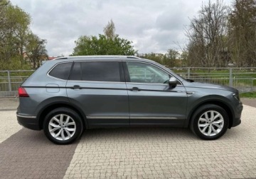 Volkswagen Tiguan II 2021 Volkswagen Tiguan 2.0 TDI, 7 osob, AUTOMAT, 4X4, Bezwypadkowy Serwis do ko, zdjęcie 4