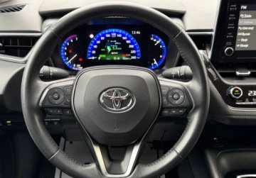 Toyota Corolla XII Sedan 1.8 Hybrid 122KM 2019 Toyota Corolla Style Tech, Salon Polska. Czujniki Kamera, Serwis ASO 1.8, zdjęcie 5