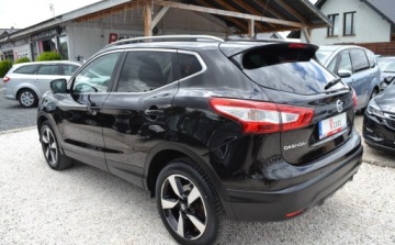 Nissan Qashqai II Crossover 1.6 dCi 130KM 2016 Nissan Qashqai Bezwypadkowe - Automat - Najbogatsza wersja - Niski przebieg, zdjęcie 14