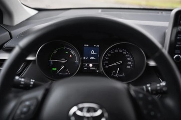Toyota C-HR I Crossover Facelifting 1.8 Hybrid 122KM 2022 Toyota C-HR 1.8 Hybrid, Serwis ASO, Automat, zdjęcie 17